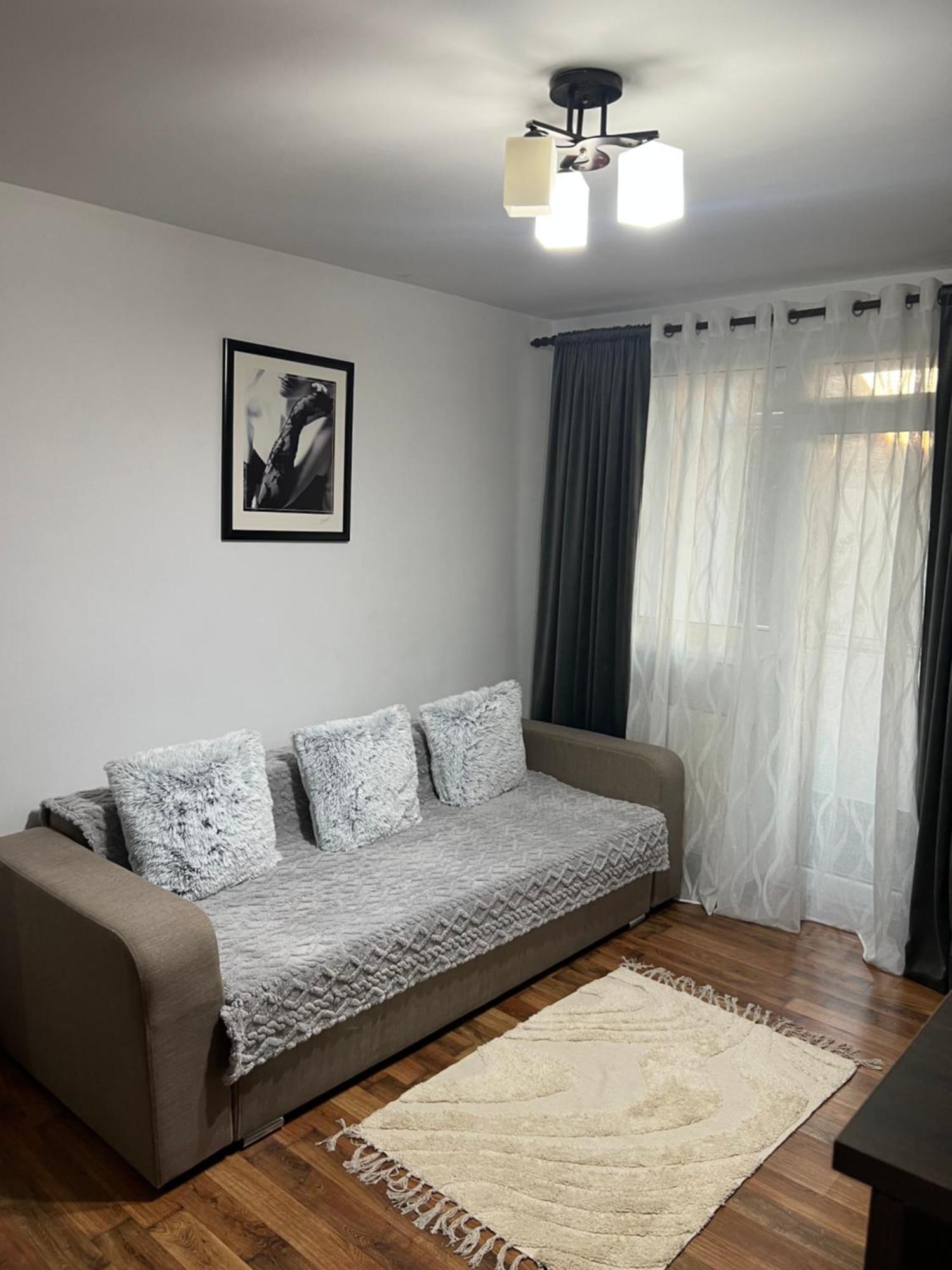 Apartament Decebal Bistriţa Exteriér fotografie